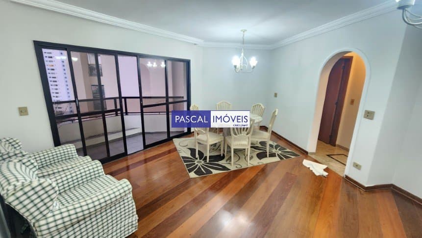 Apartamento em Campo Belo