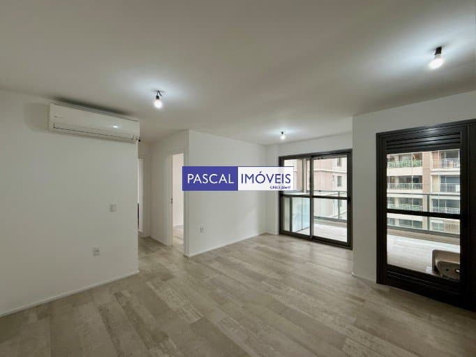 Apartamento em Moema