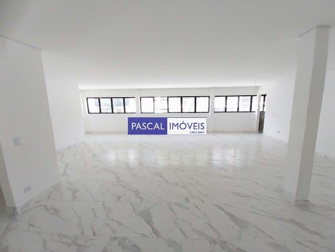 Salão Comercial em Brooklin