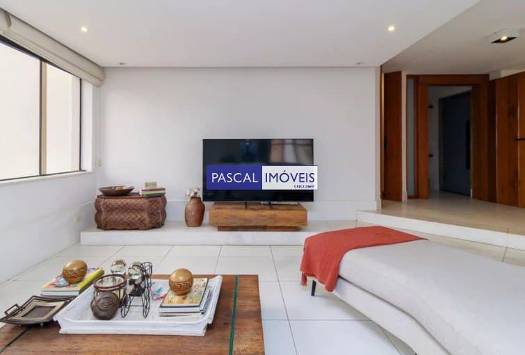Apartamento em Campo Belo