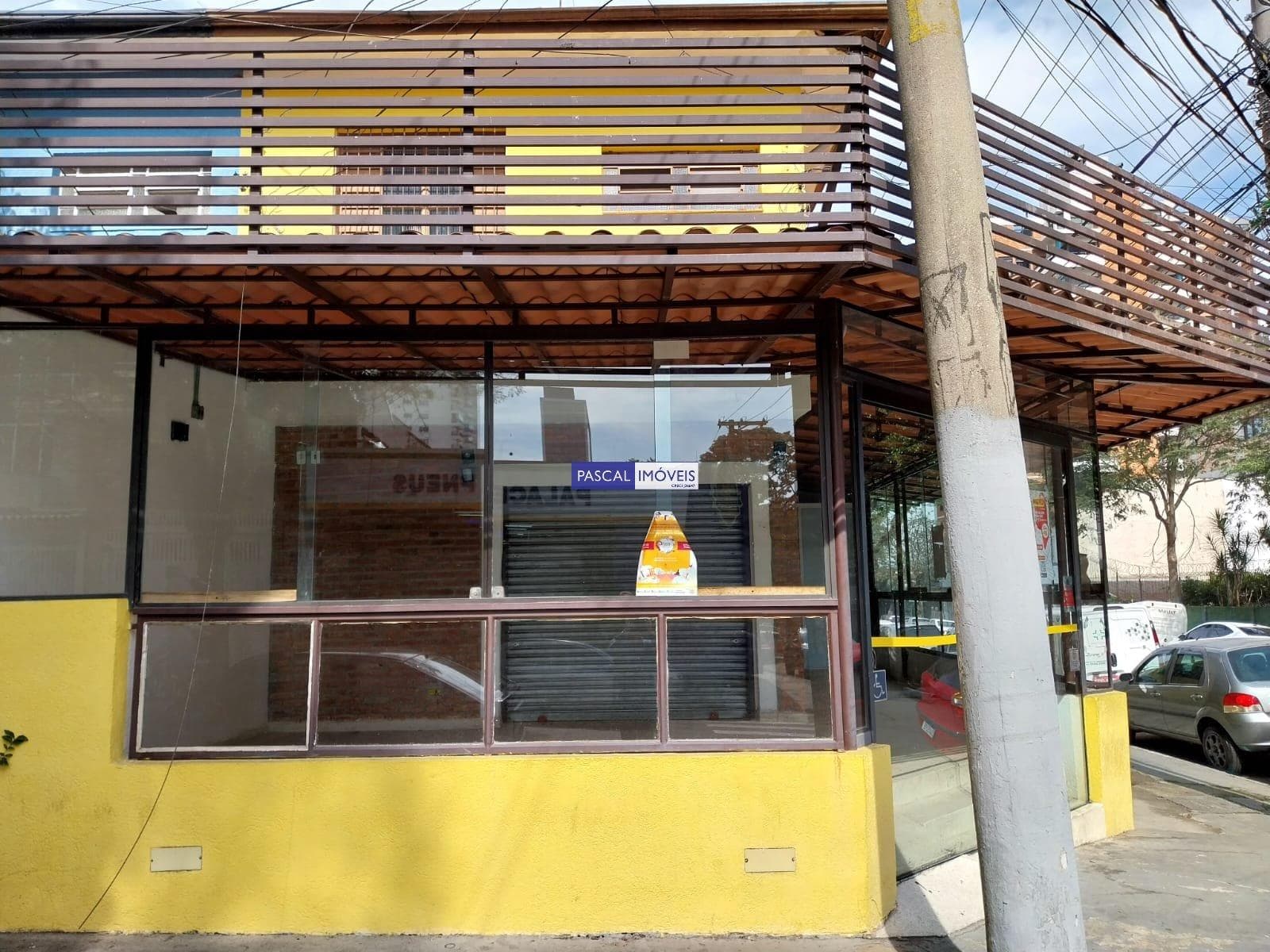 Casa comercial em Campo Belo