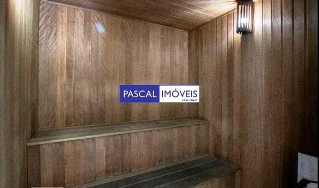 Apartamento em Moema