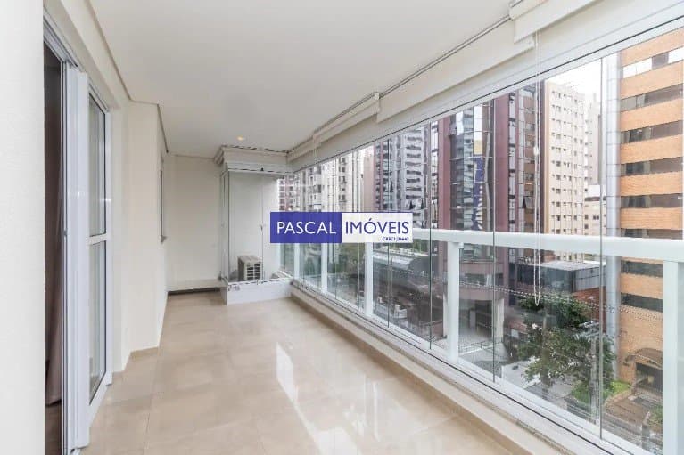 Apartamento em Moema