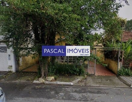 Casa comercial em Campo Belo