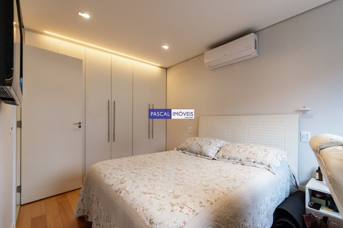 Apartamento em Campo Belo