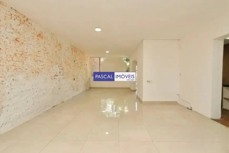 Casa comercial em Campo Belo