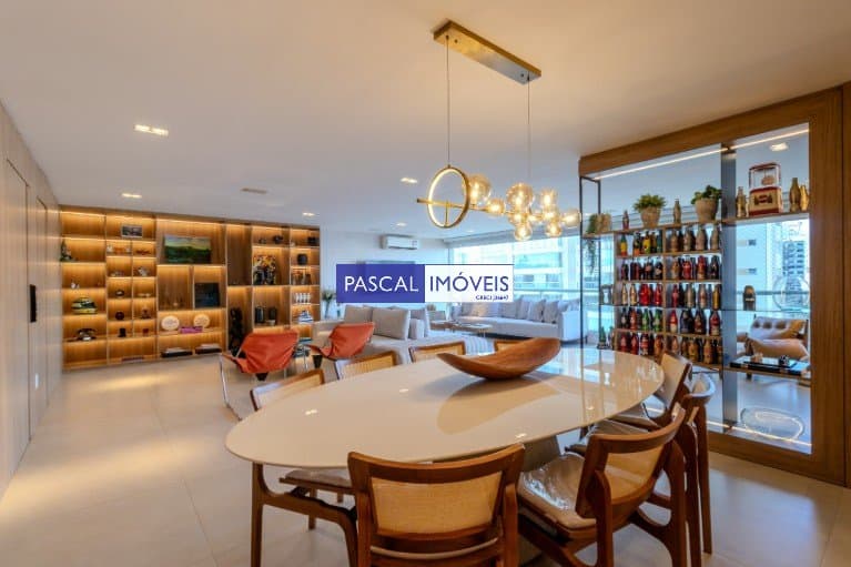 Apartamento em Campo Belo