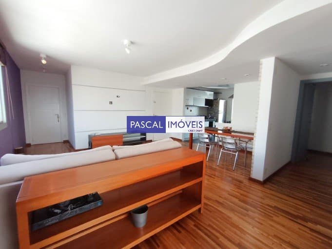 Apartamento em Campo Belo