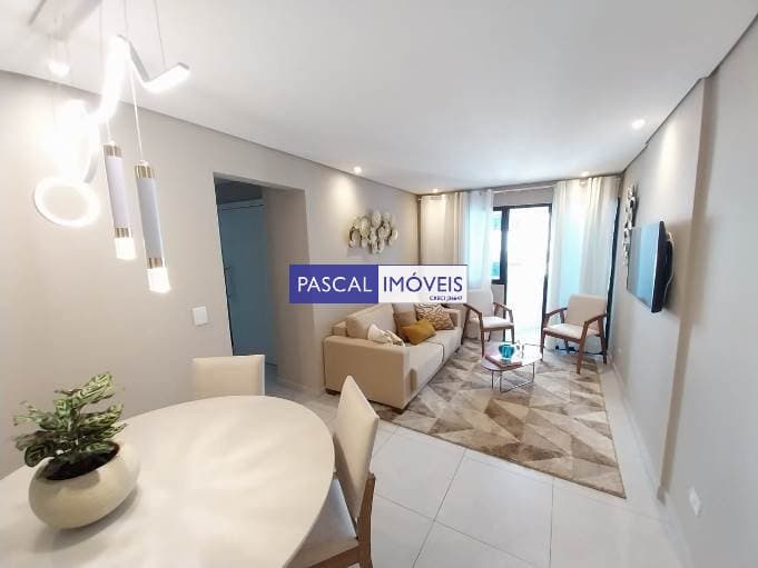 Apartamento em Campo Belo