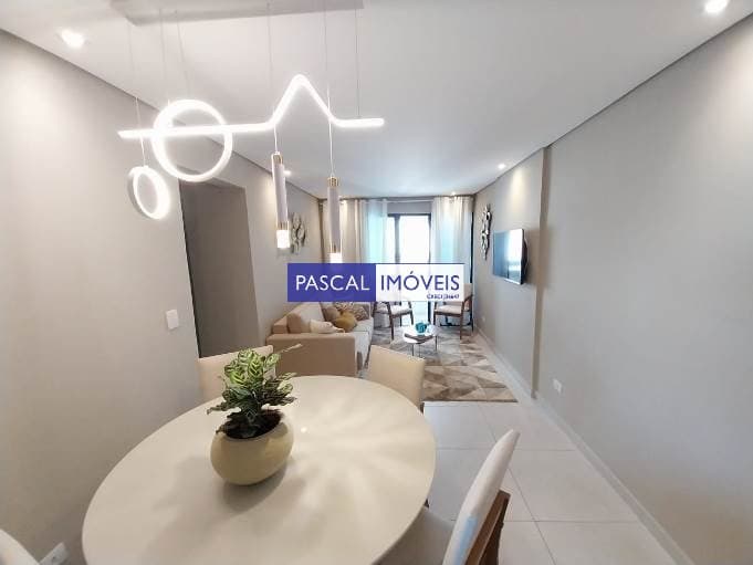 Apartamento em Campo Belo