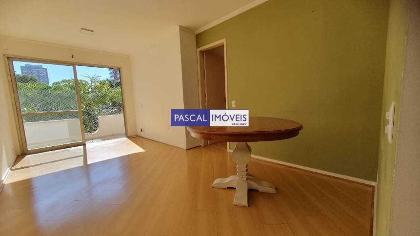 Apartamento em Campo Belo