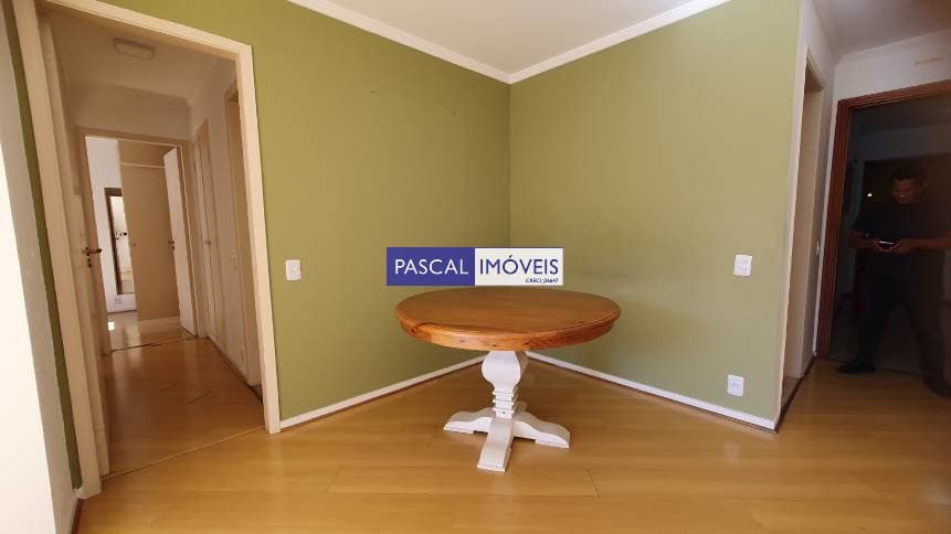 Apartamento em Campo Belo