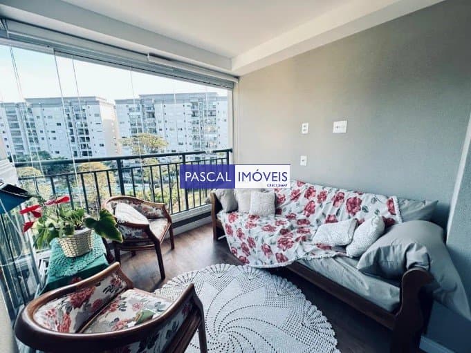 Apartamento em Santo Amaro
