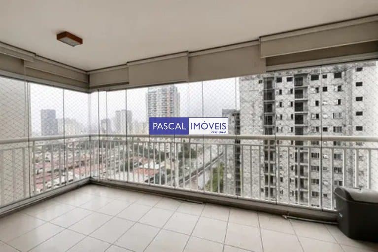 Apartamento em Campo Belo