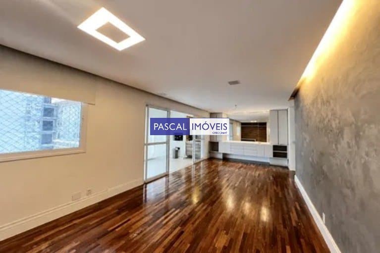 Apartamento em Campo Belo