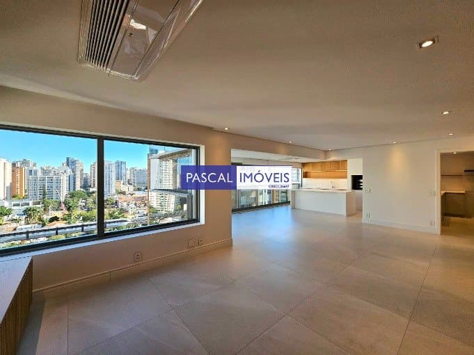 Apartamento em Campo Belo