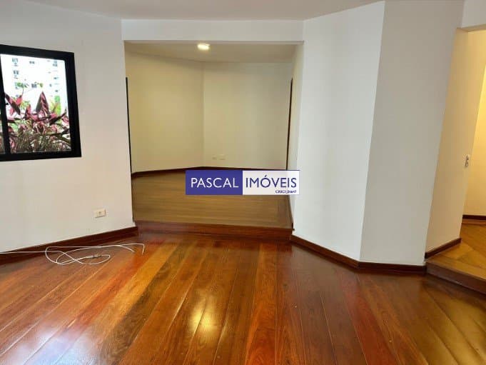 Apartamento em Moema