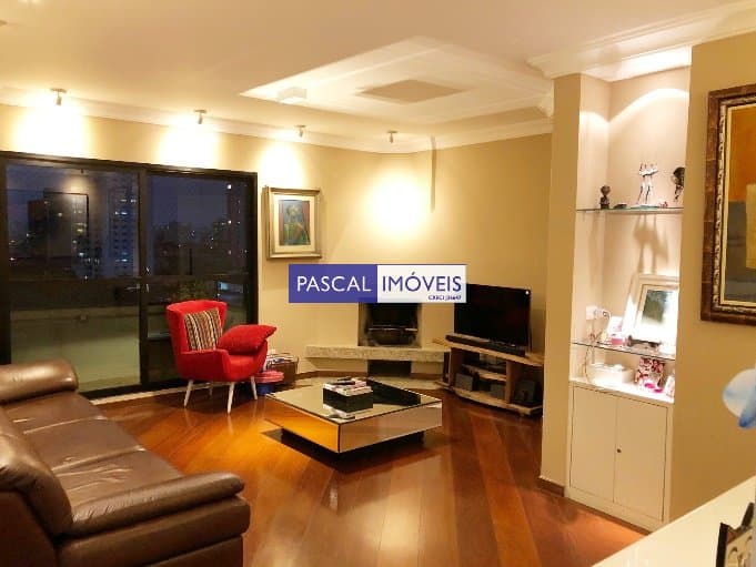Apartamento em Campo Belo
