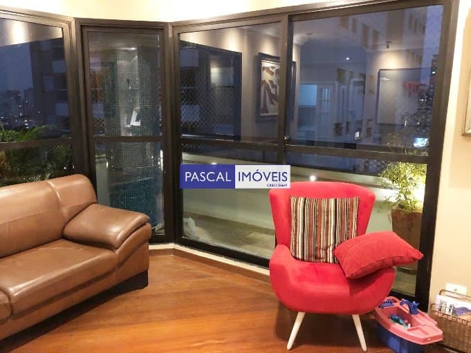 Apartamento em Campo Belo