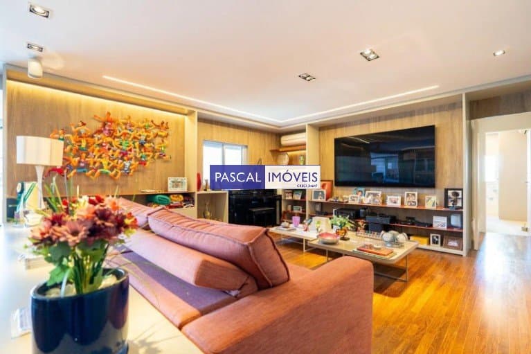 Apartamento em Campo Belo