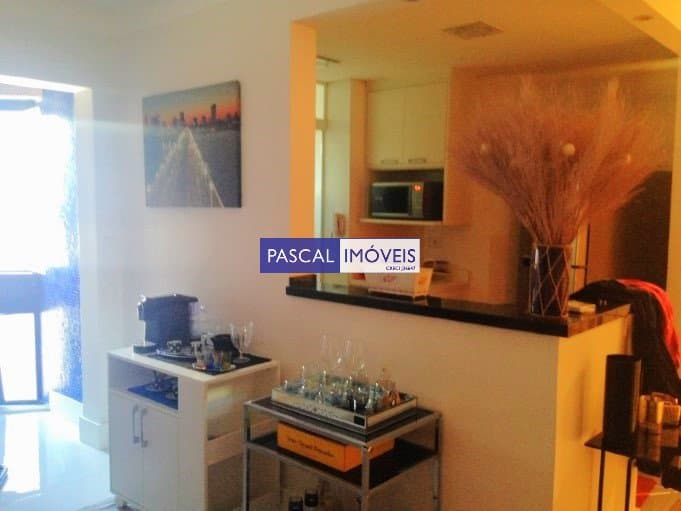 Apartamento em Vila Olímpia