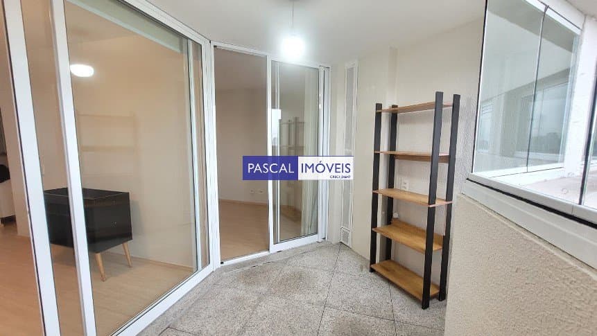 Apartamento em Campo Belo