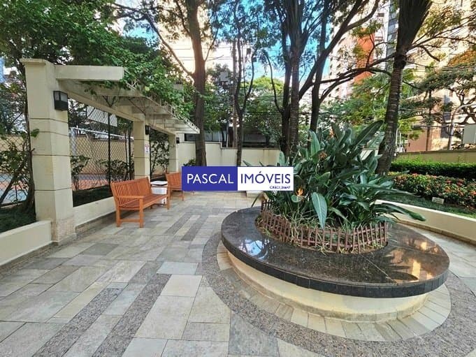 Apartamento em Moema