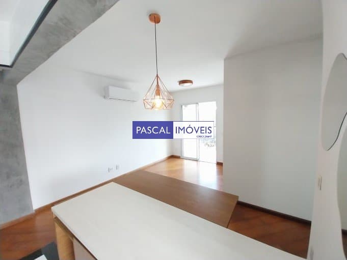 Apartamento em Campo Belo