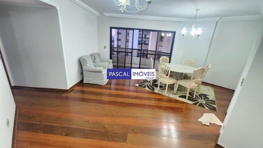Apartamento em Campo Belo