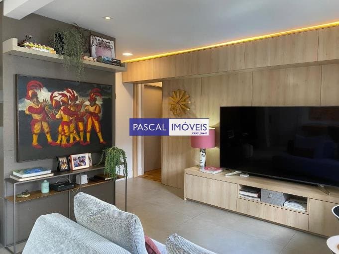 Apartamento em Campo Belo