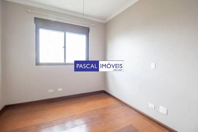 Apartamento em Campo Belo