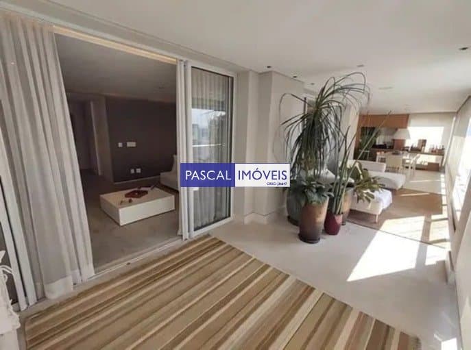 Apartamento em Campo Belo