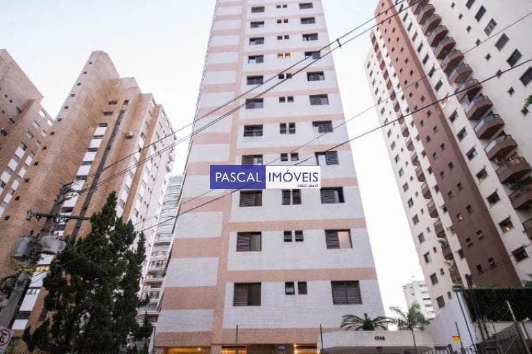 Apartamento em Moema