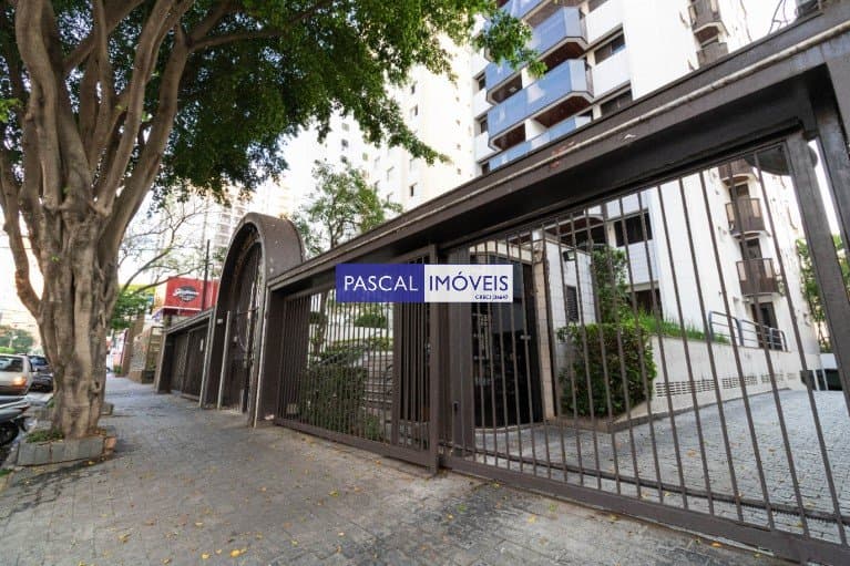 Apartamento em Moema