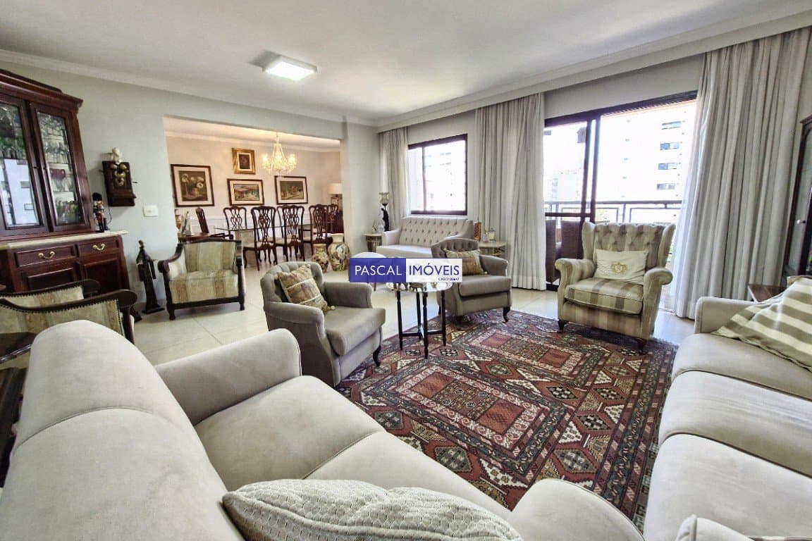 Apartamento em Moema