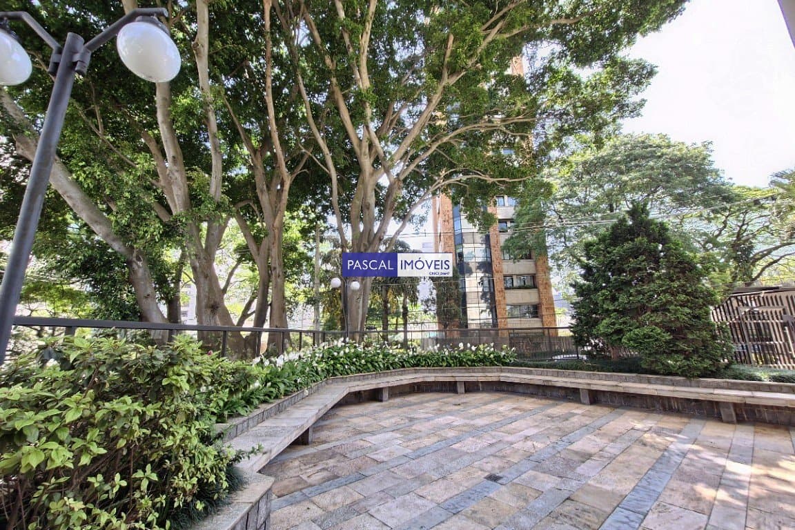 Apartamento em Moema