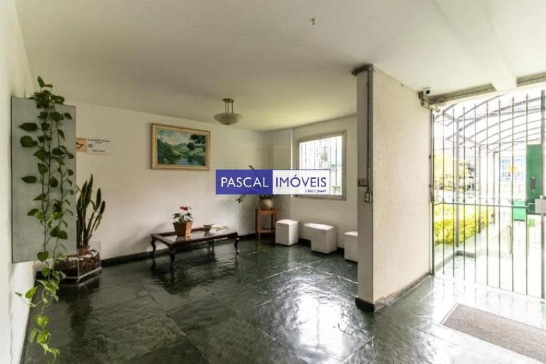 Apartamento em Santa Cecília
