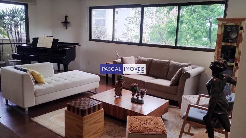 Apartamento em Moema