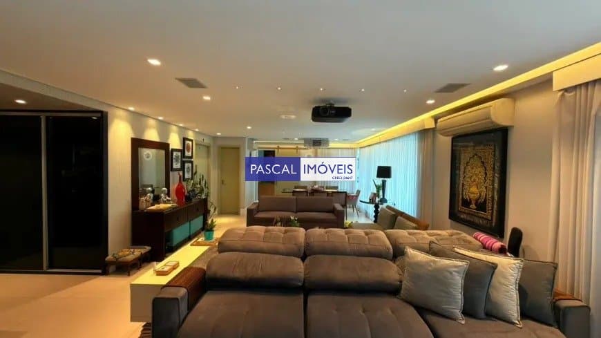Apartamento em Campo Belo