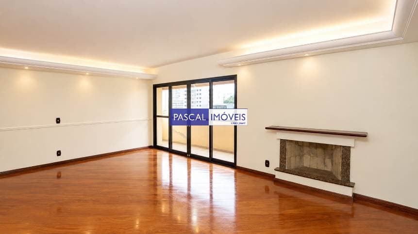 Apartamento em Moema