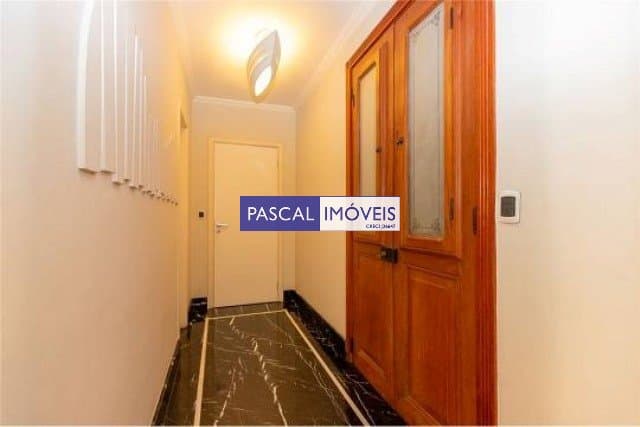 Apartamento em Campo Belo