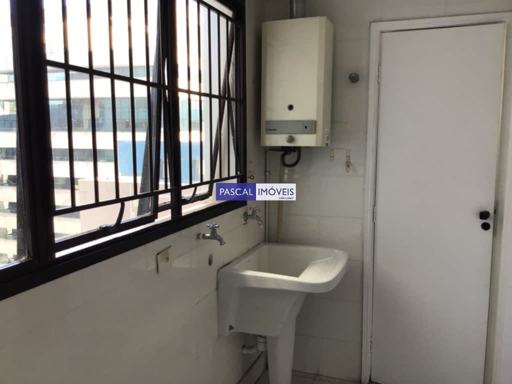 Apartamento em Vila Olímpia