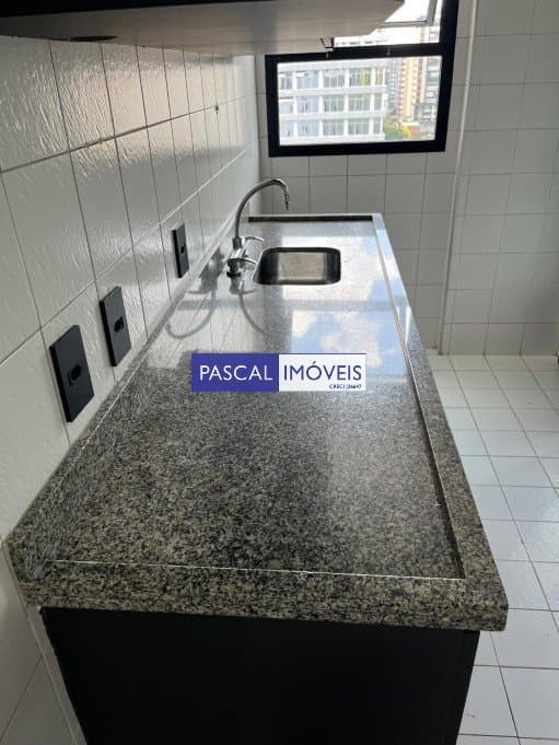 Apartamento em Moema