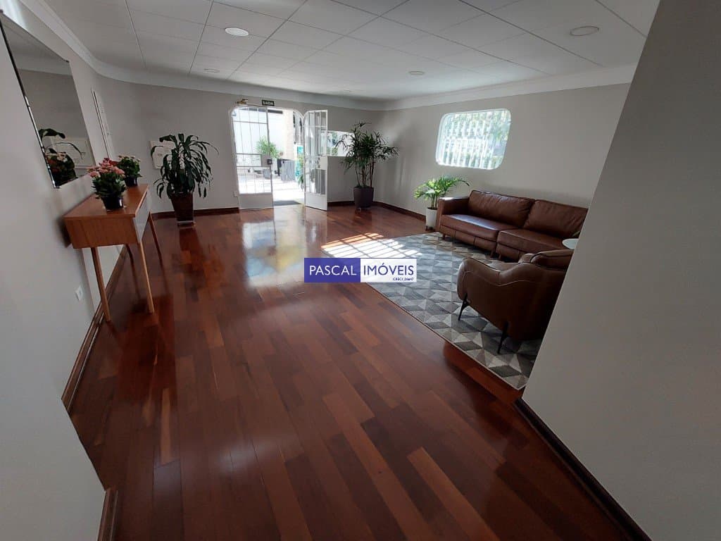 Apartamento em Moema