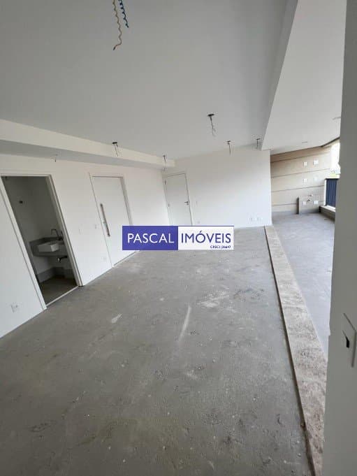 Apartamento em Itaim Bibi