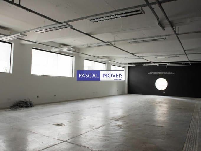 Predio Comercial em Vila Olímpia