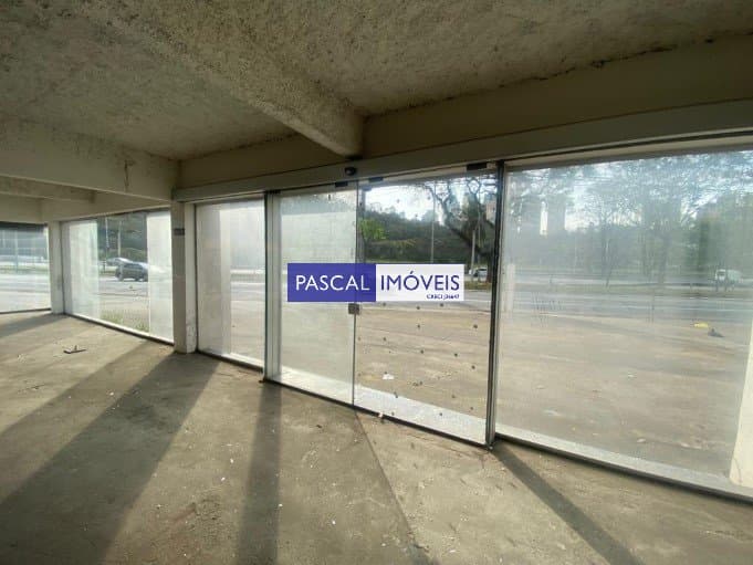 Predio Comercial em Várzea de Baixo