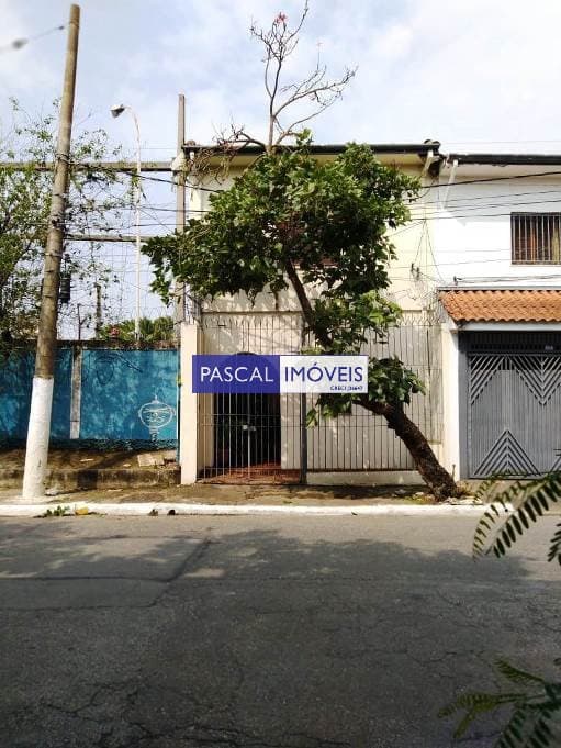 Casa comercial em Campo Belo