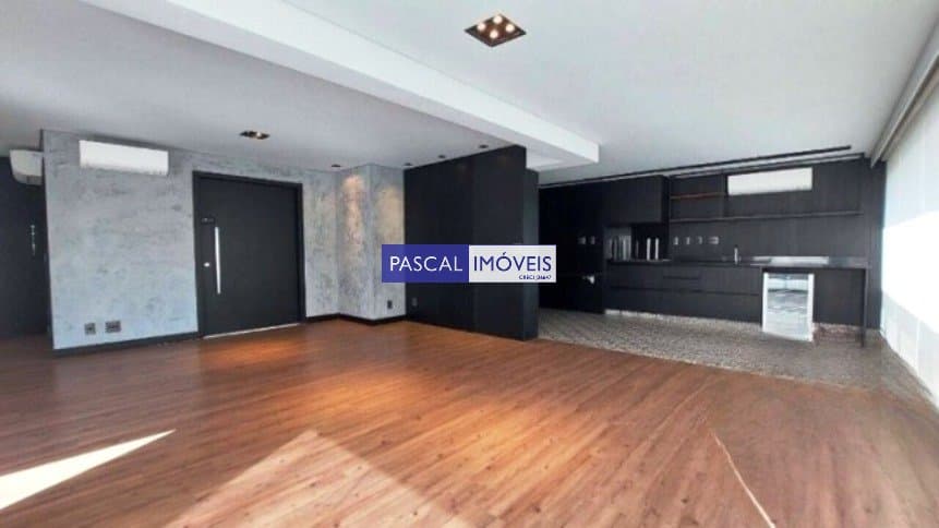 Apartamento em Campo Belo