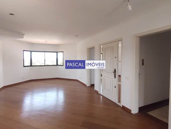 Apartamento em Campo Belo